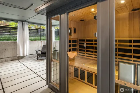 $2,199,950 | 4005 Corliss Avenue North, Seattle, WA 98103