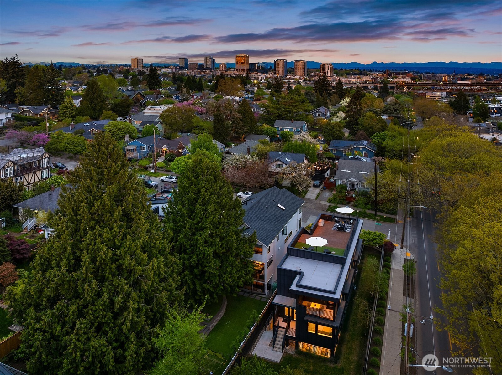 4005 Corliss Avenue North Seattle, WA 98103 - Photo 34 of 40 an aerial view of a house