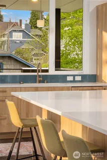 $2,199,950 | 4005 Corliss Avenue North, Seattle, WA 98103