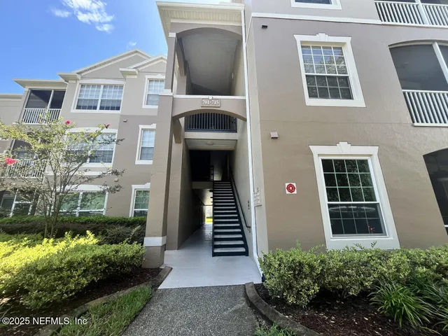 $1,600 | 7990 Baymeadows Road East, Unit 712, Jacksonville, FL 32256