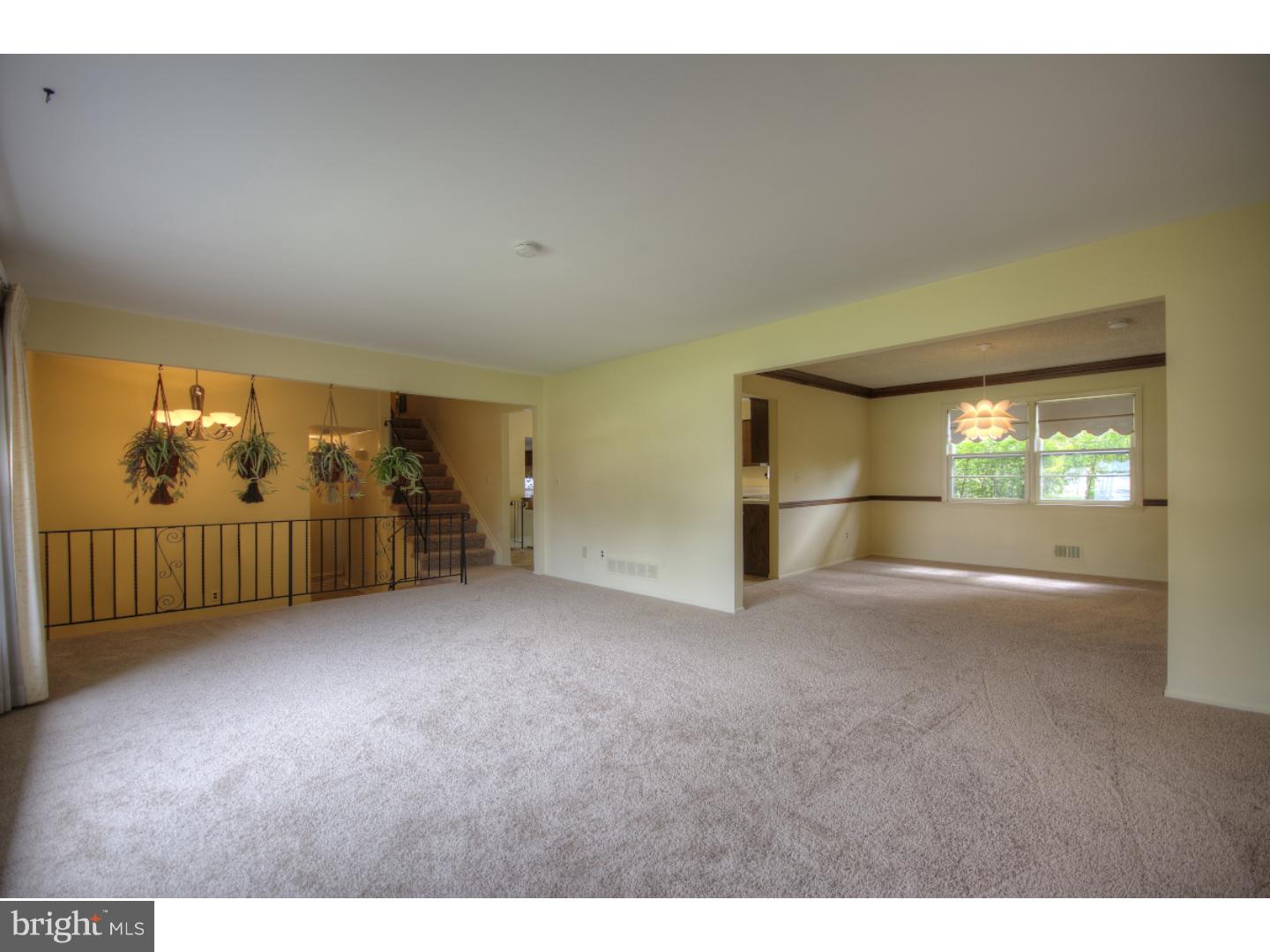 97 Albemarle Road Hamilton Square, NJ 08690 - Photo 11 of 25 Family Room