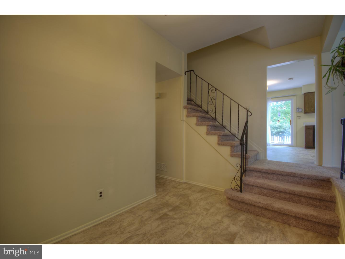 97 Albemarle Road Hamilton Square, NJ 08690 - Photo 8 of 25 Foyer