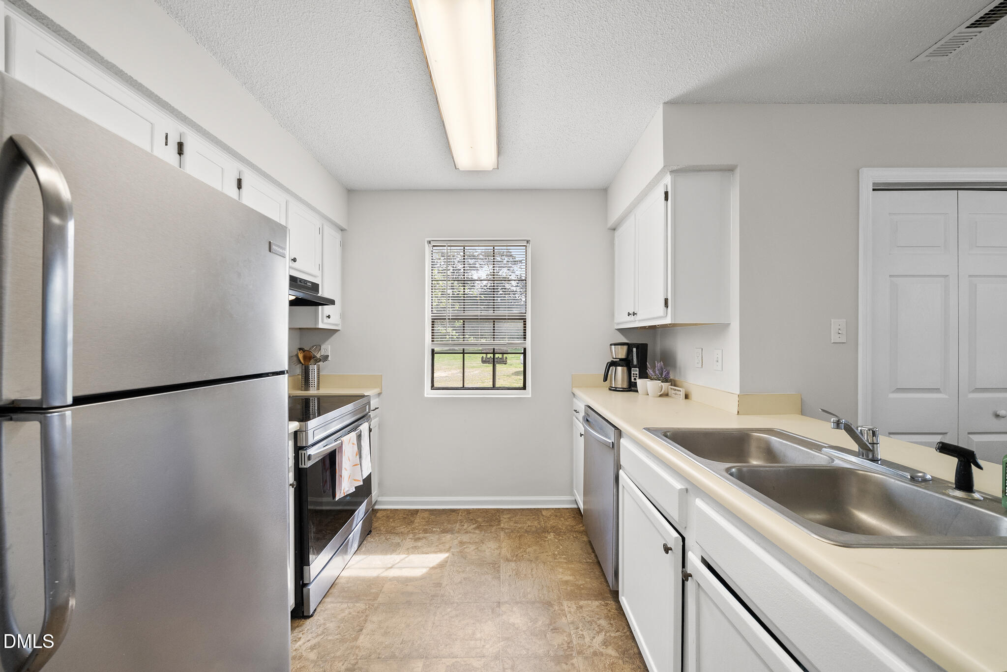 2534 Enon Road Oxford, NC 27565 - Photo 6 of 24 DSC06052