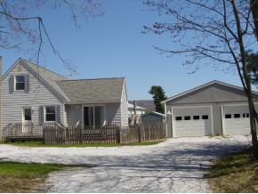 158 Lake Road Milton, VT 05468 - Photo 4 of 10 Gallery Image 4