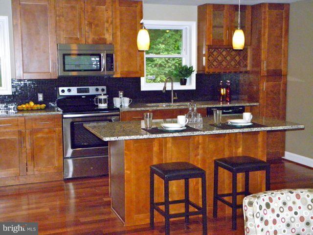 4720 Henderson Road Temple Hills, MD 20748 - Photo 7 of 22 Kitchen