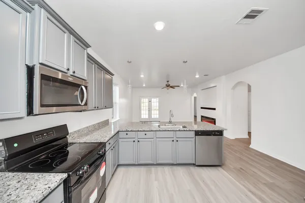 $1,725 | 25469 Black Spruce Drive, Cleveland, TX 77328