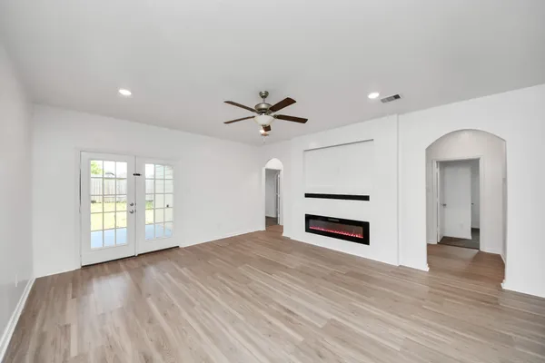 $1,725 | 25469 Black Spruce Drive, Cleveland, TX 77328