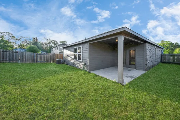 $1,725 | 25469 Black Spruce Drive, Cleveland, TX 77328