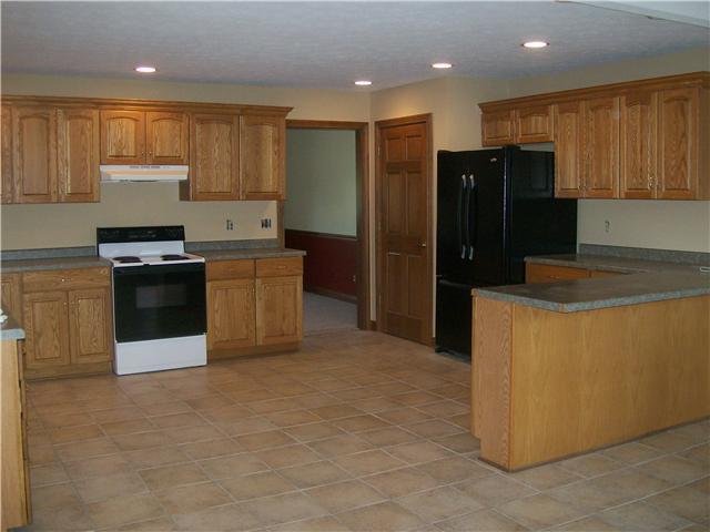 8920 Mathews Road Indianapolis, IN 46259 - Photo 6 of 21 Gallery Image 6
