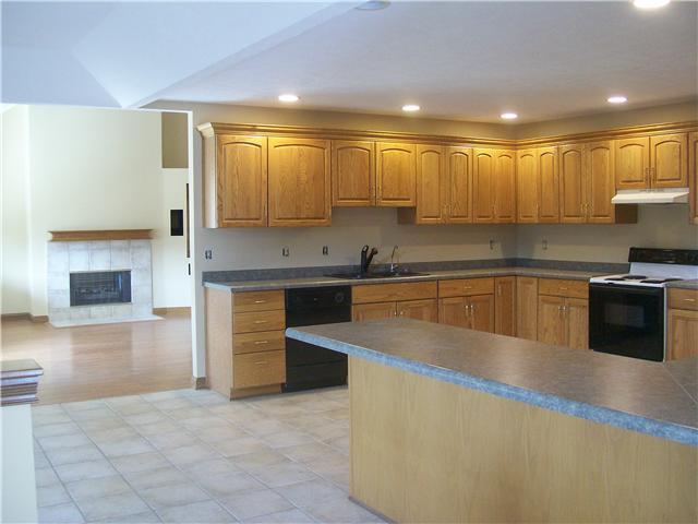 8920 Mathews Road Indianapolis, IN 46259 - Photo 7 of 21 Gallery Image 7