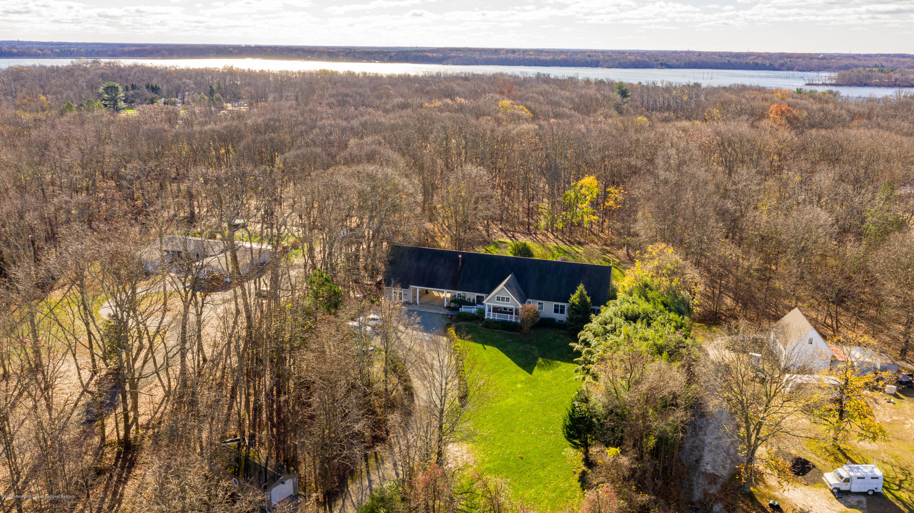 369 West Farms Road Farmingdale, NJ 07727 - Photo 12 of 81 369 W Farms Rd-12