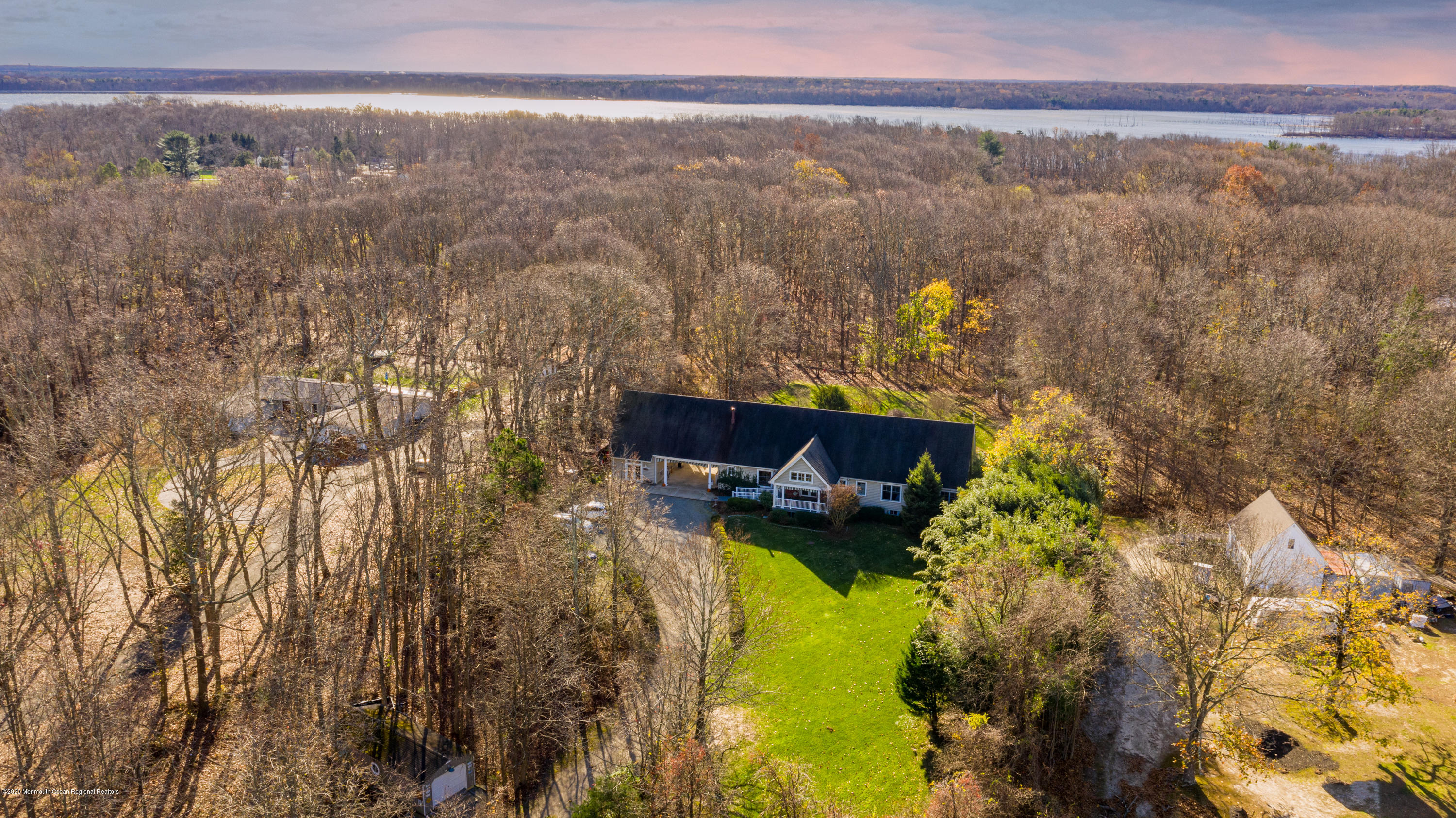 369 West Farms Road Farmingdale, NJ 07727 - Photo 13 of 81 369 W Farms Rd-13