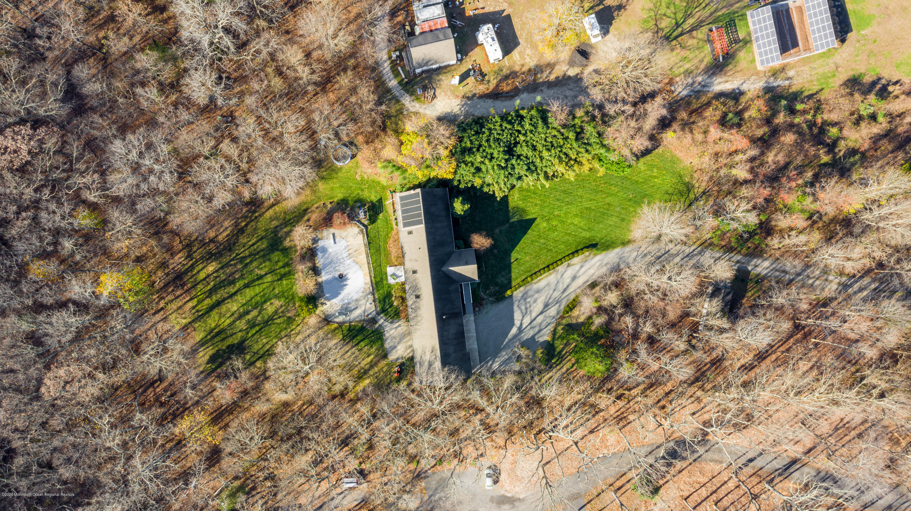 369 West Farms Road Farmingdale, NJ 07727 - Photo 5 of 81 369 W Farms Rd-5