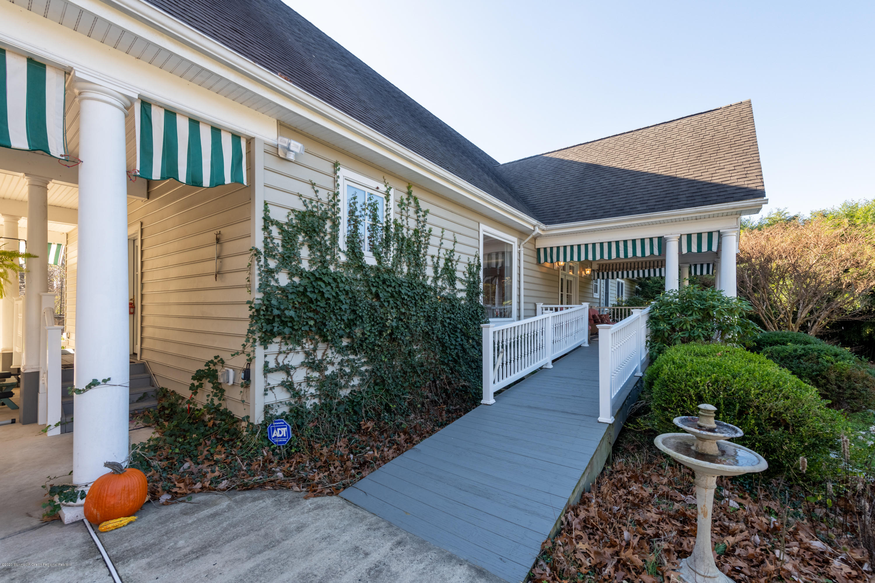 369 West Farms Road Farmingdale, NJ 07727 - Photo 63 of 81 369 W Farms Rd-63