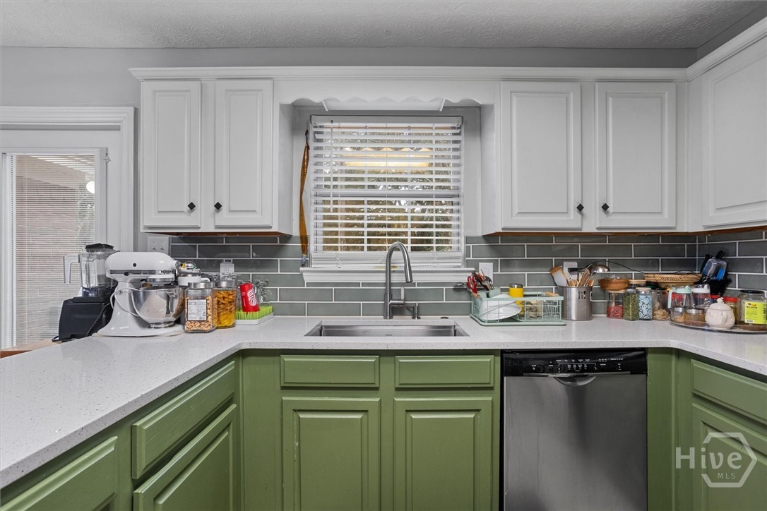 110 Katie Drive Rincon, GA 31326 - Photo 16 of 39 Kitchen 1.4