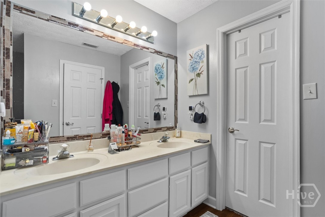 110 Katie Drive Rincon, GA 31326 - Photo 24 of 39 Primary Suite Bathroom 1