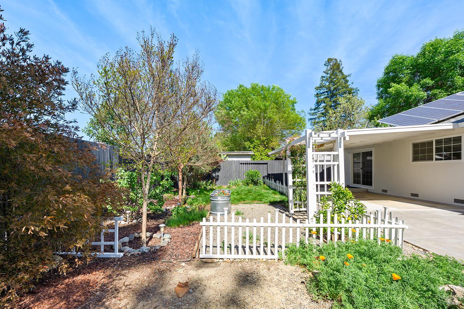 1335 Lupine Road Healdsburg, CA 95448 - Photo 20 of 28