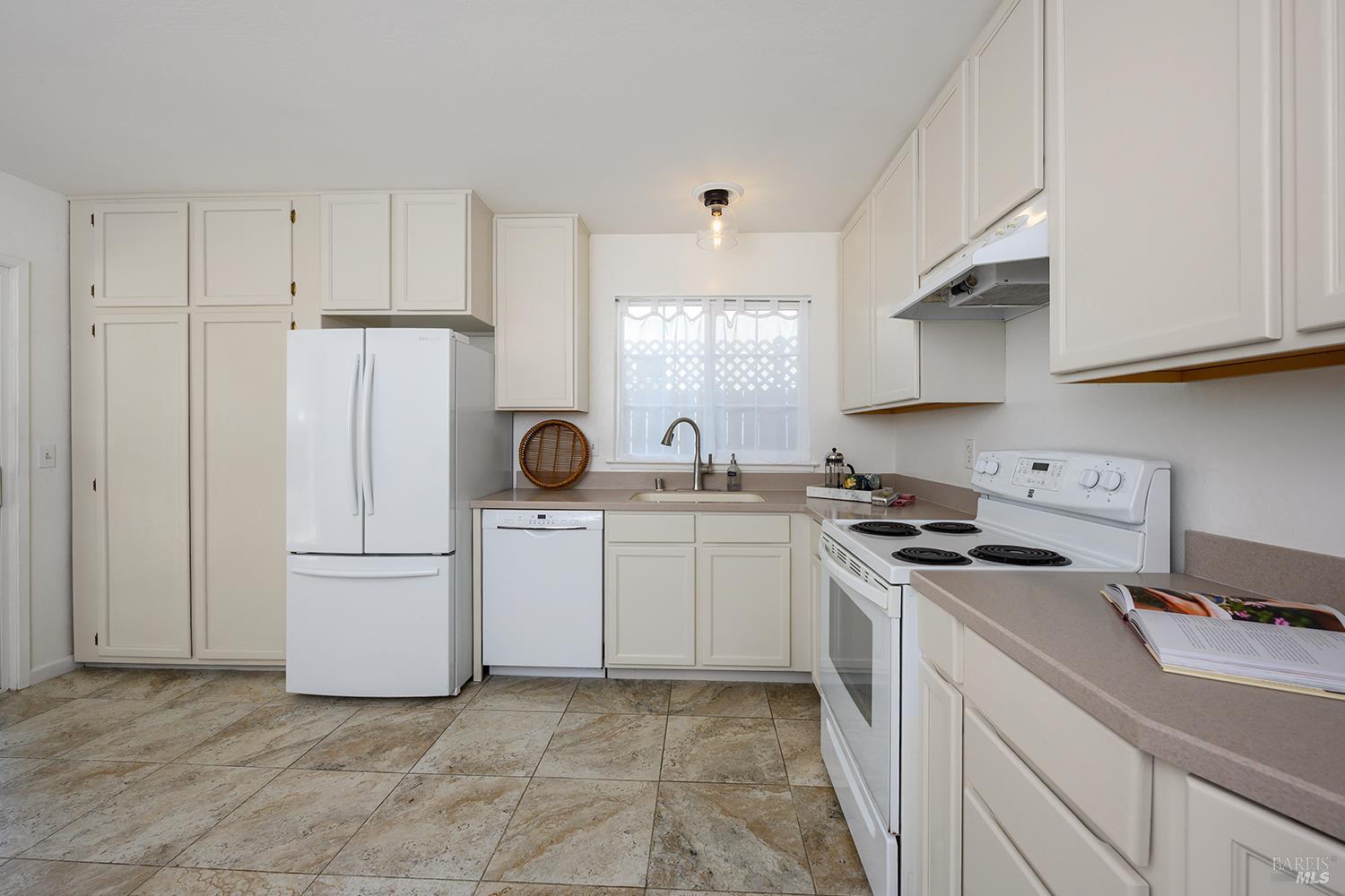 1335 Lupine Road Healdsburg, CA 95448 - Photo 7 of 28