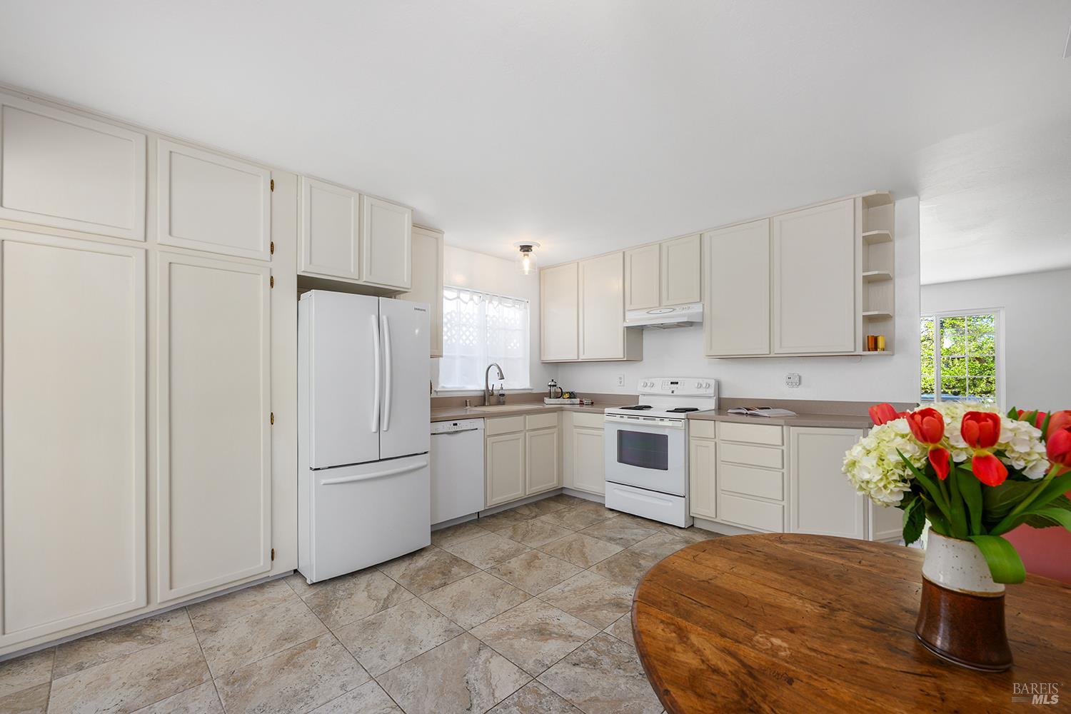 1335 Lupine Road Healdsburg, CA 95448 - Photo 8 of 28