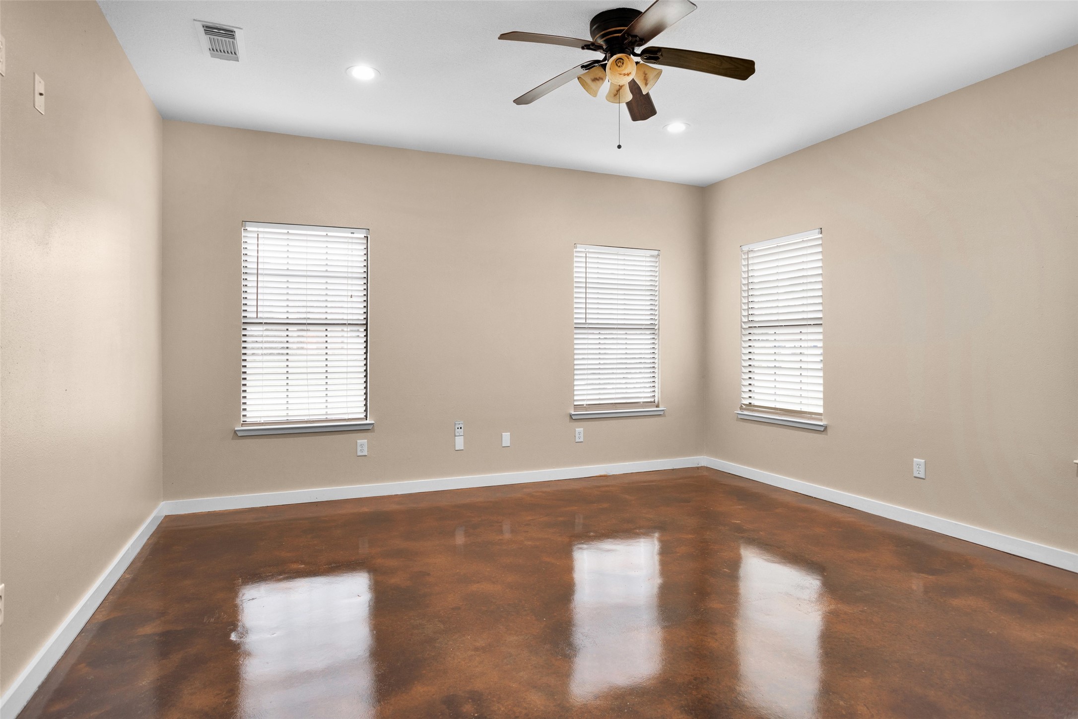 3129 Molly Huntsville, TX 77340 - Photo 7 of 31 a view of an empty room with a window