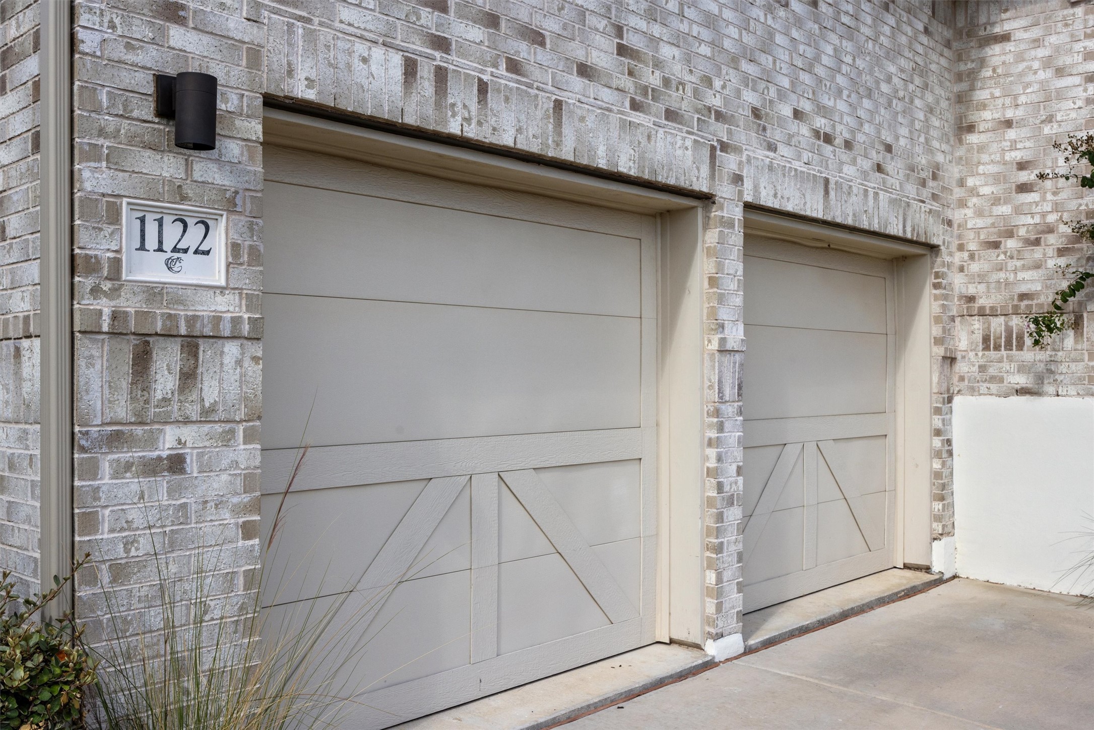 1122 Silver Dollar Trail Georgetown, TX 78628 - Photo 2 of 35