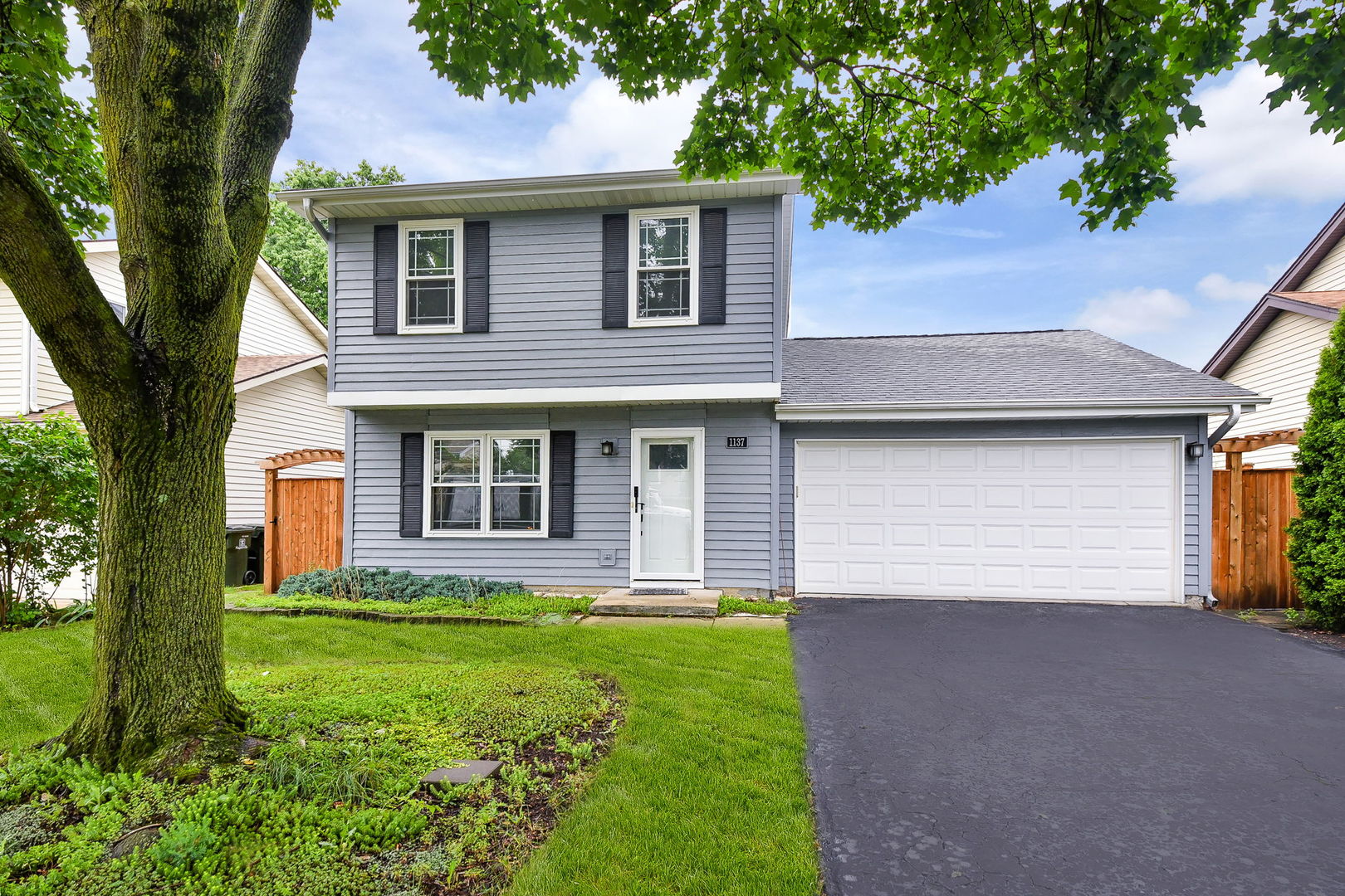 1137 Needham Road Naperville, IL 60563 - Photo 1 of 7 Gallery Image 1