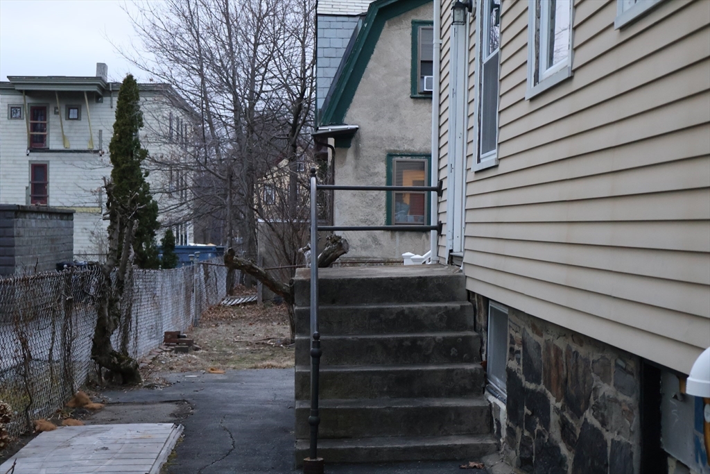 98 Clay Street Cambridge, MA 02140 - Photo 18 of 19