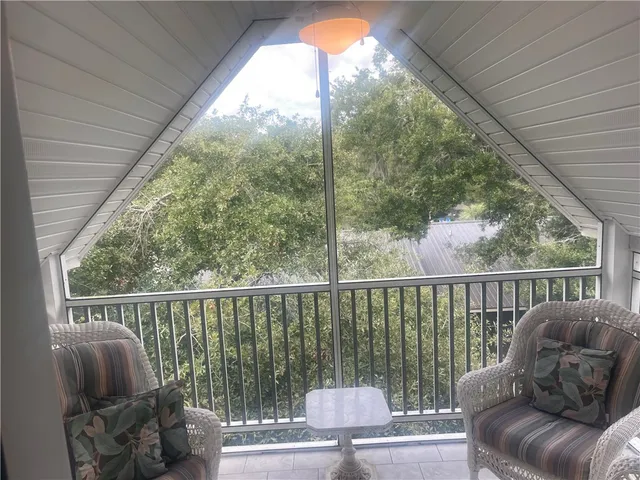 $440,000 | 109 Shady Brook Circle, Unit 301, St. Simons Island, GA 31522