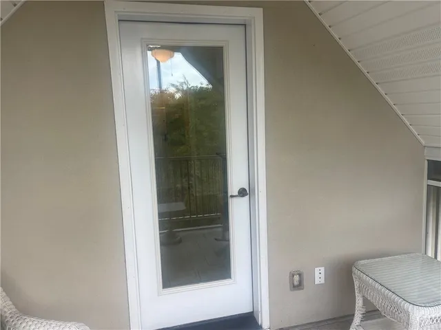 $440,000 | 109 Shady Brook Circle, Unit 301, St. Simons Island, GA 31522