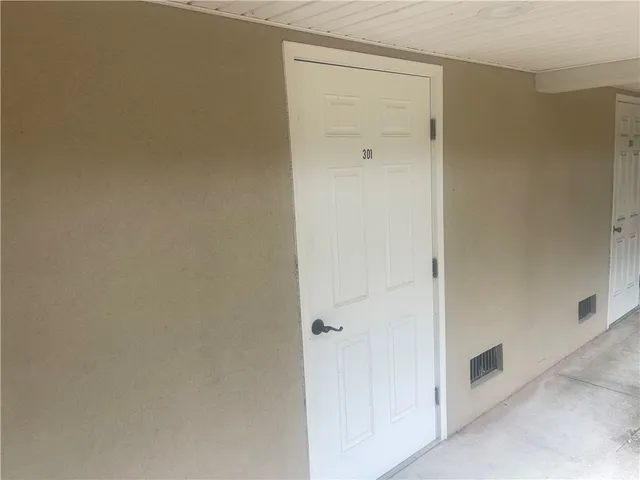 $440,000 | 109 Shady Brook Circle, Unit 301, St. Simons Island, GA 31522