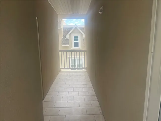 $440,000 | 109 Shady Brook Circle, Unit 301, St. Simons Island, GA 31522