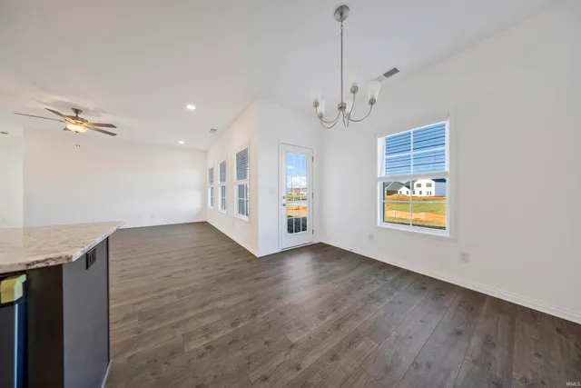 $323,300 | 6426 Fuchsia Pass, Evansville, IN 47715