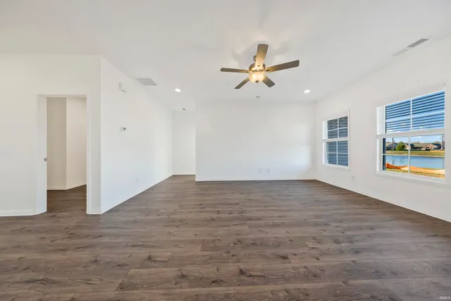 $323,300 | 6426 Fuchsia Pass, Evansville, IN 47715