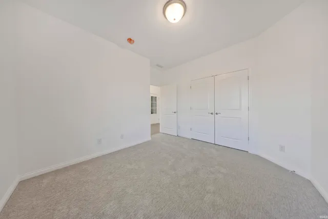 $323,300 | 6426 Fuchsia Pass, Evansville, IN 47715