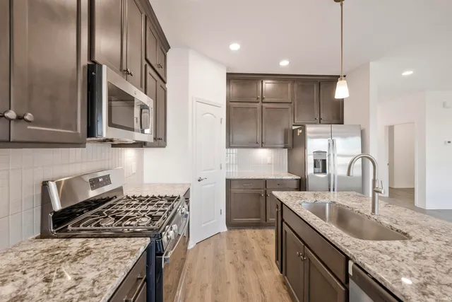 $323,300 | 6426 Fuchsia Pass, Evansville, IN 47715