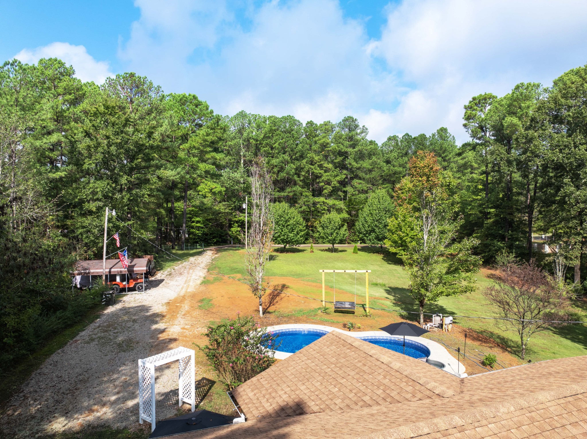 5935 Old Stage Road Huntingdon, TN 38344 - Photo 11 of 29 a view of a swimming pool with a patio