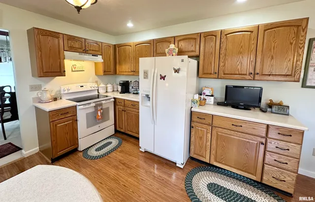 $200,000 | 4 Hamilton Drive, Jacksonville, IL 62650