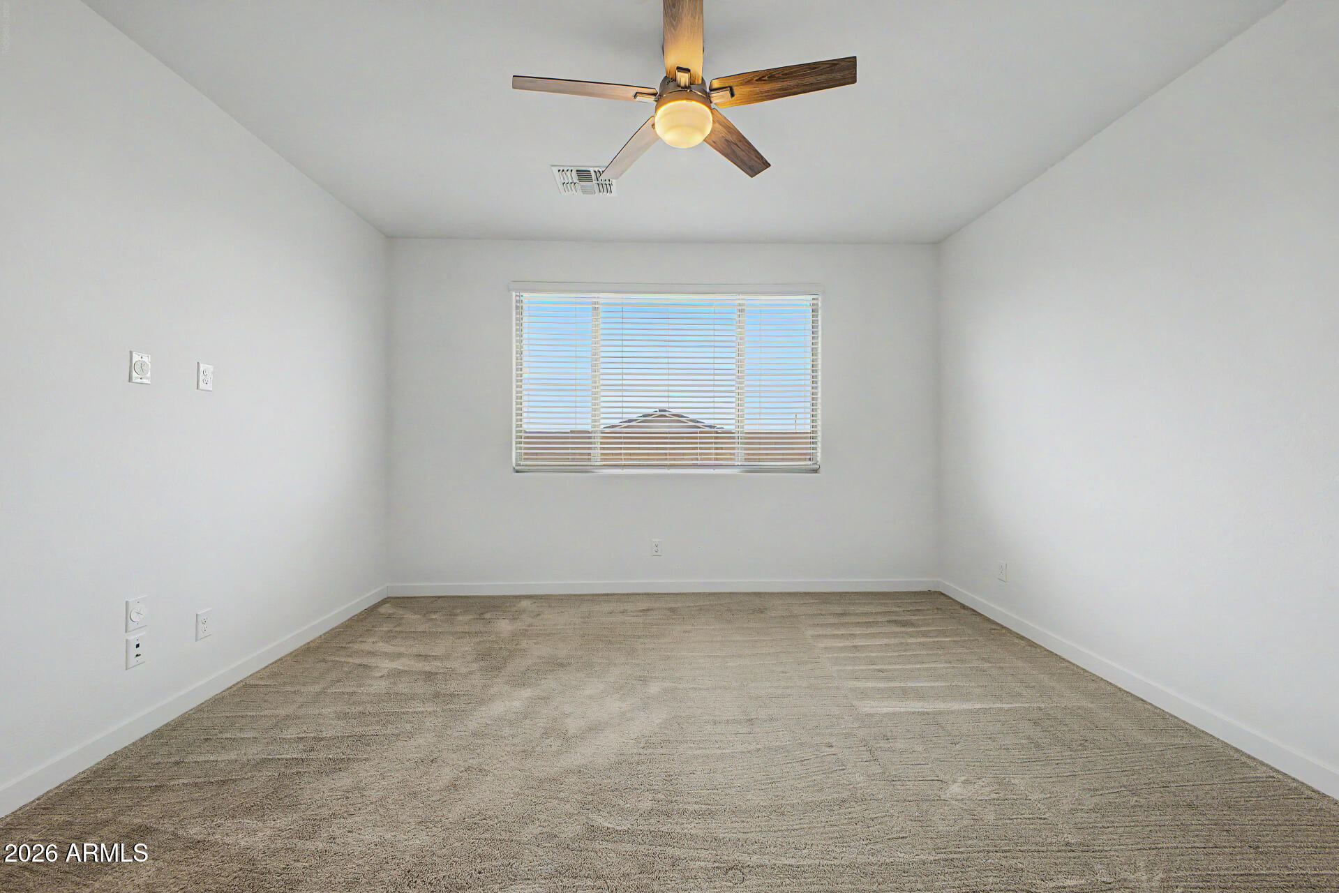 1632 West Piedmont Road Phoenix, AZ 85041 - Photo 12 of 31