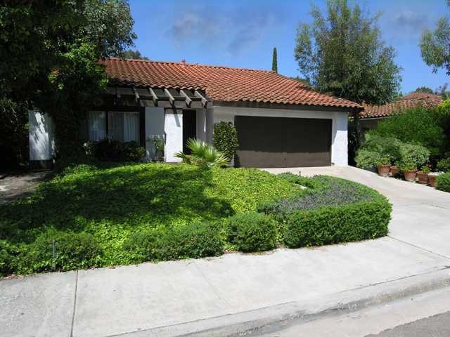 314 Trailview Road Encinitas, CA 92024 - Photo 1 of 1 a front view of a house with a garden