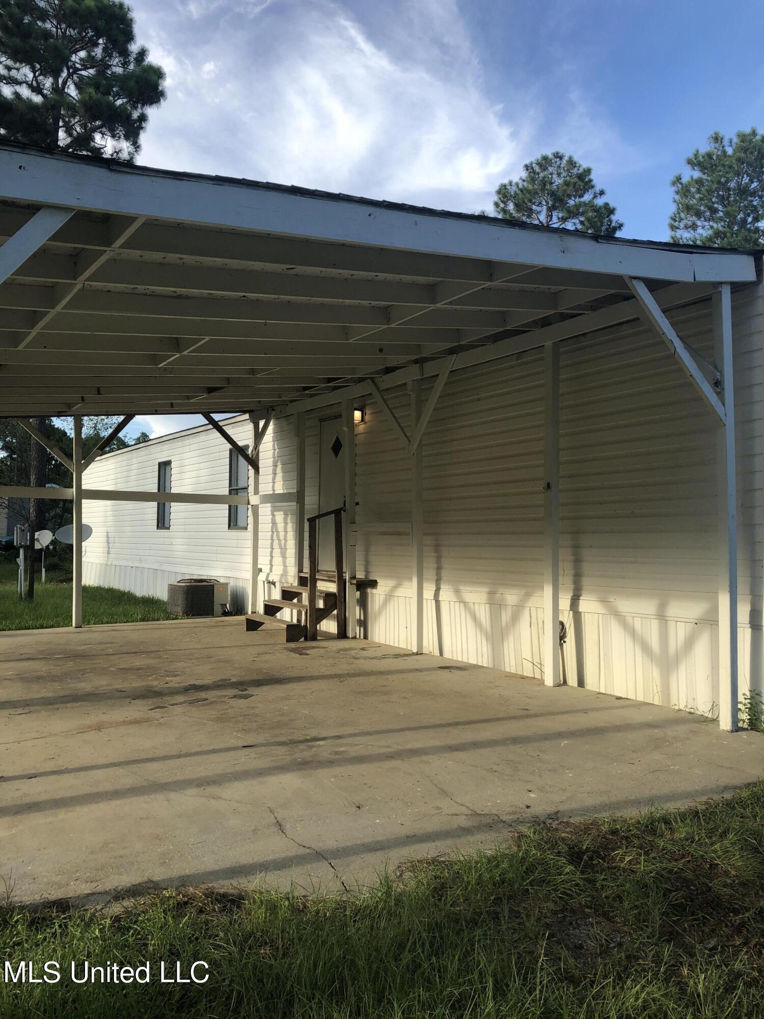 13705 School Land Road Vancleave, MS 39565 - Photo 20 of 23 33BFE9BC-8397-4464-B2E1-11F50ECF8230