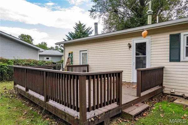 $184,000 | 102 Carroll Drive, Clarksville, MO 63336