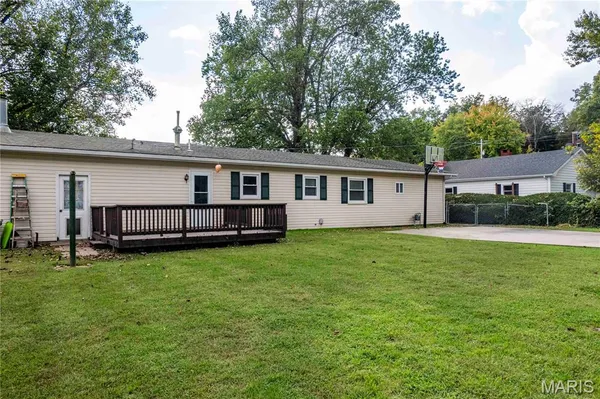 $184,000 | 102 Carroll Drive, Clarksville, MO 63336