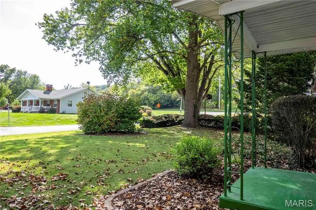 $189,000 | 102 Carroll Drive, Clarksville, MO 63336