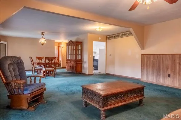 $184,000 | 102 Carroll Drive, Clarksville, MO 63336