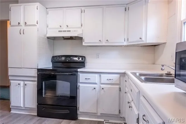 $189,000 | 102 Carroll Drive, Clarksville, MO 63336