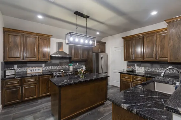 $460,000 | 156 County Road 4862, Dayton, TX 77535