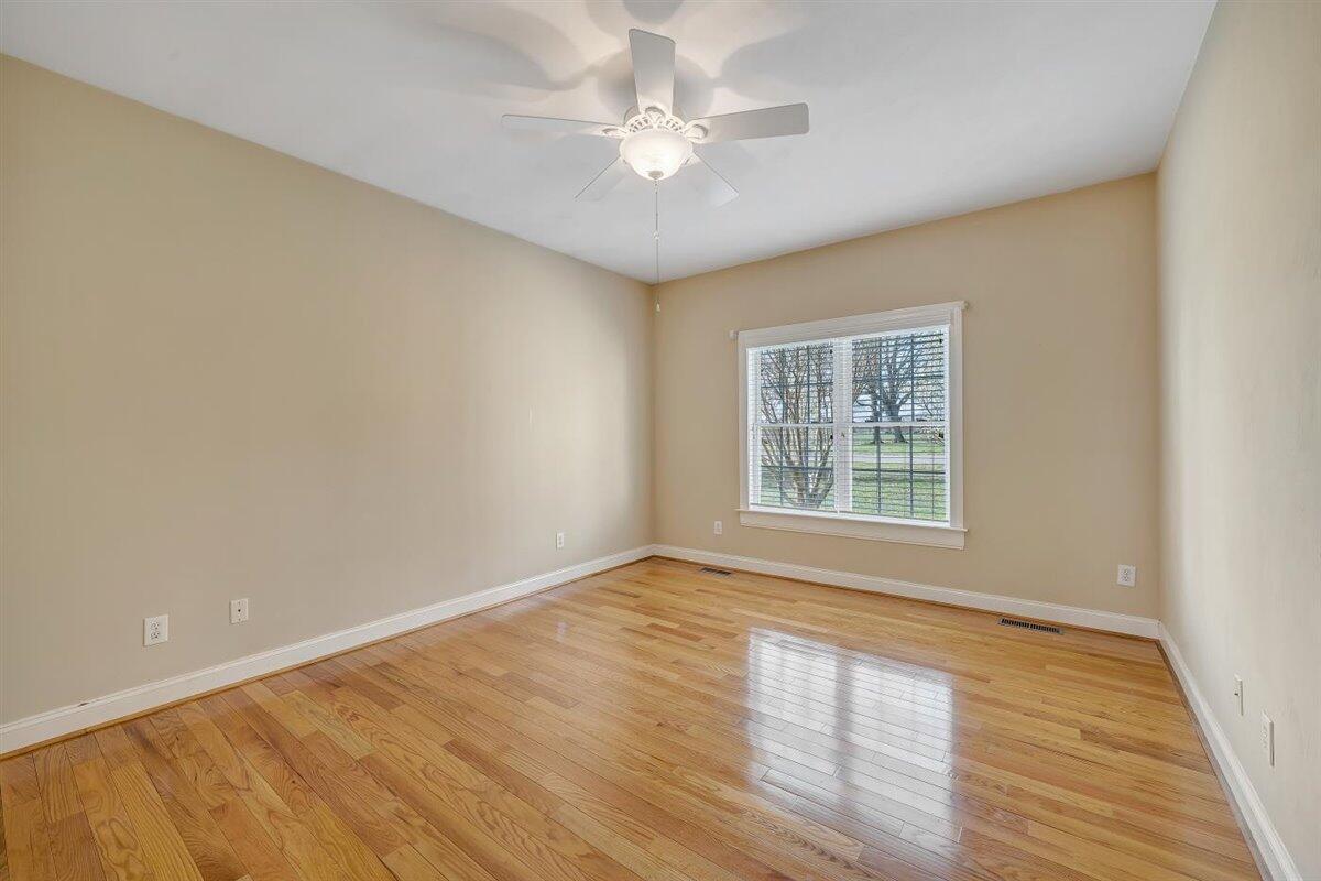1138 Altice Road Moneta, VA 24121 - Photo 28 of 34 Bedroom