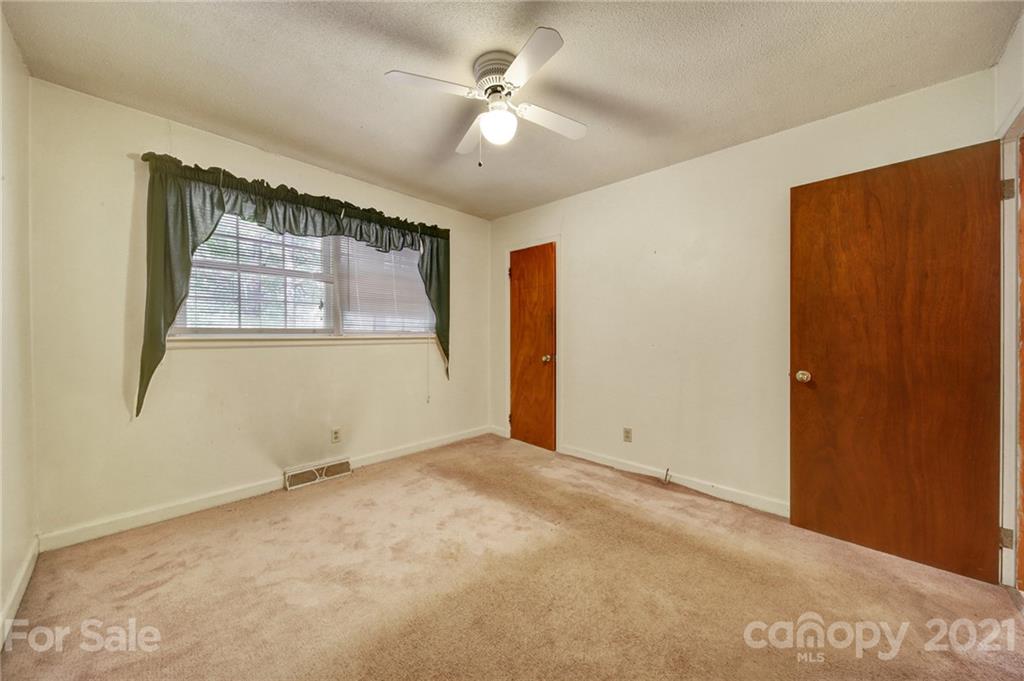 2640 Holbrook Road Fort Mill, SC 29715 - Photo 15 of 24 a view of an empty room with a window