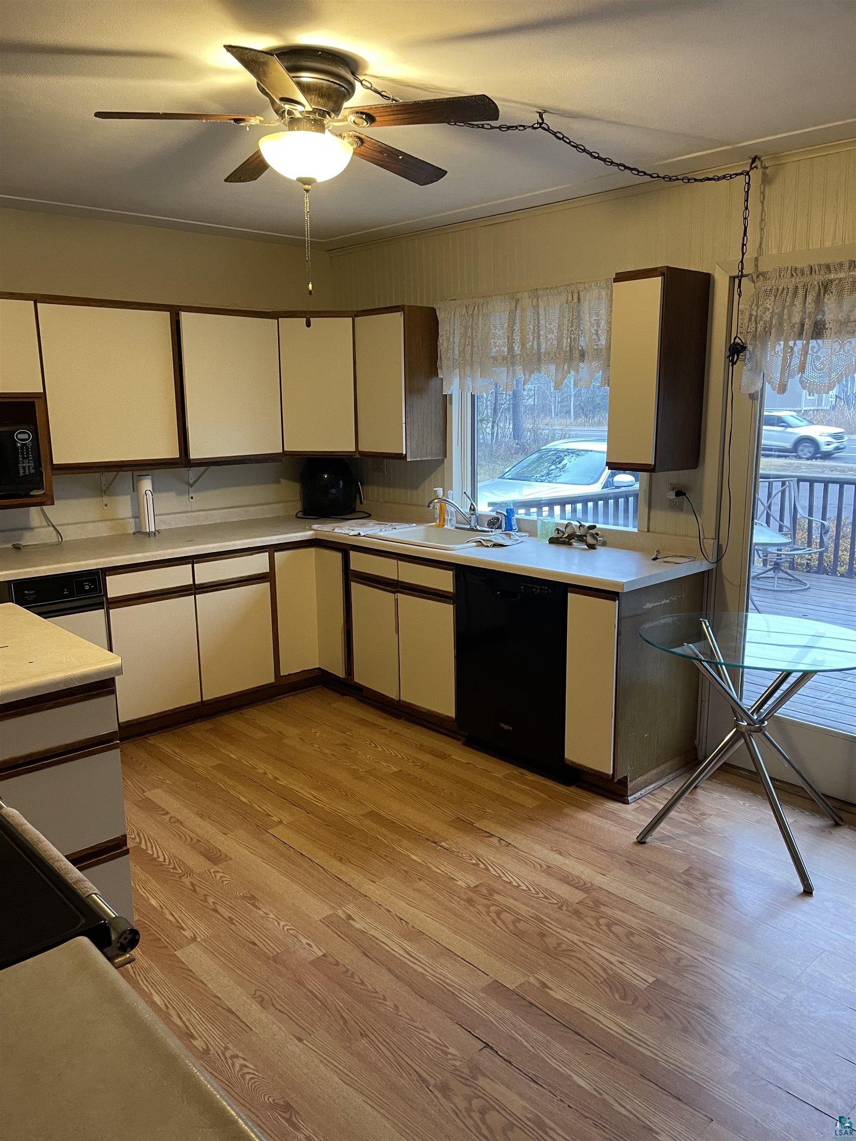 4088 Haines Road Duluth, MN 55811 - Photo 3 of 14 Gallery Image 3