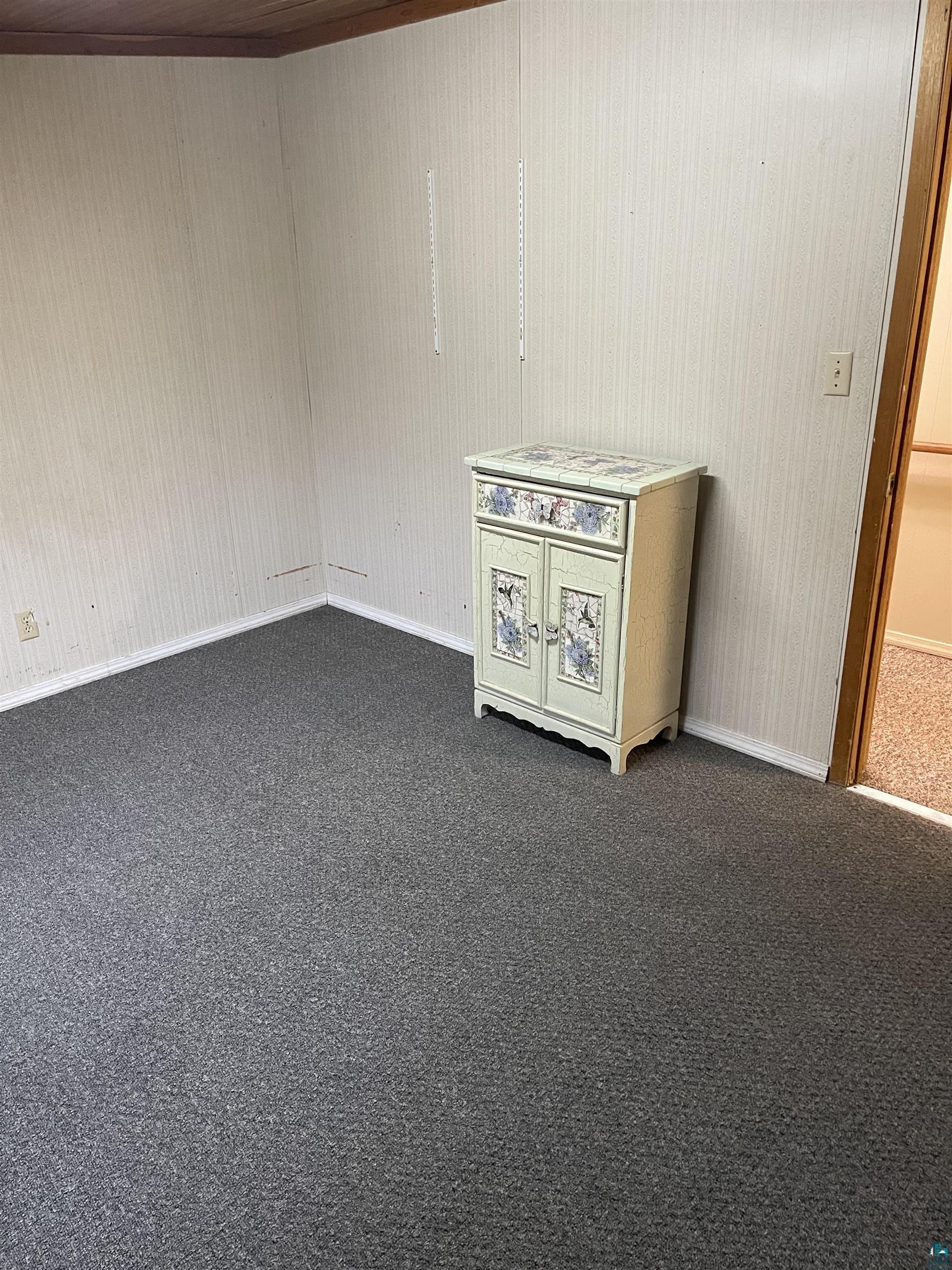 4088 Haines Road Duluth, MN 55811 - Photo 8 of 14 Gallery Image 8